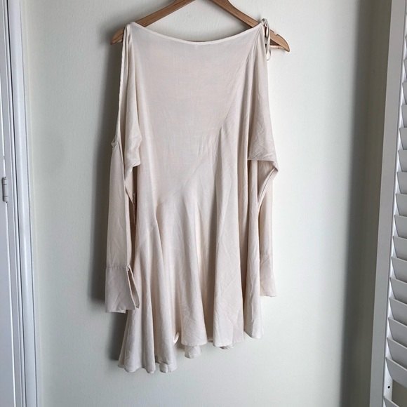 Free People size Medium Clear Skies Cold Shoulder Ivory Tunic Mini Dress - Picture 10 of 12
